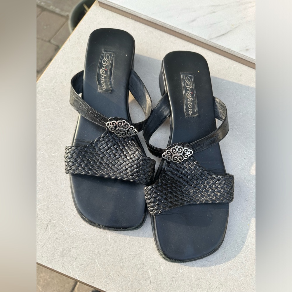 Brighton Raquel black leather sandals size 8